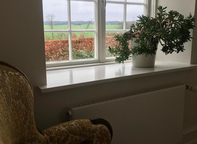 Lehnshøj Bed & Breakfast