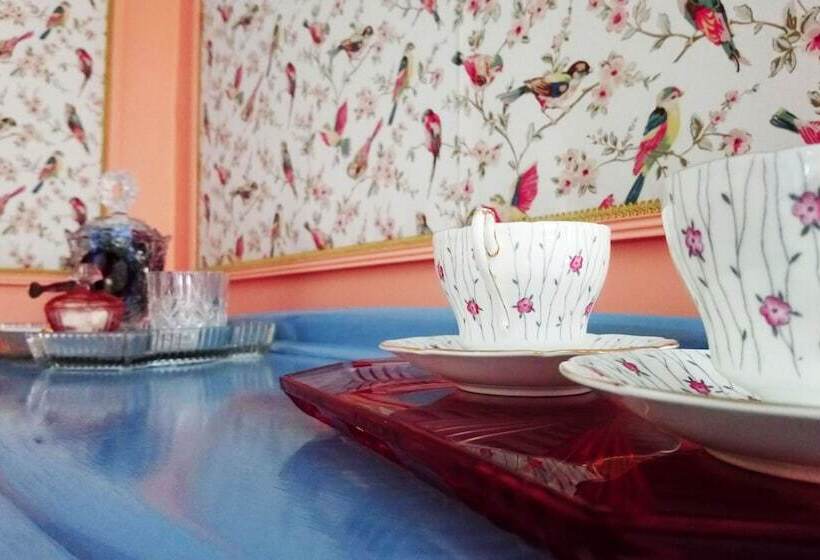 Little Robin Bed And Breakfast