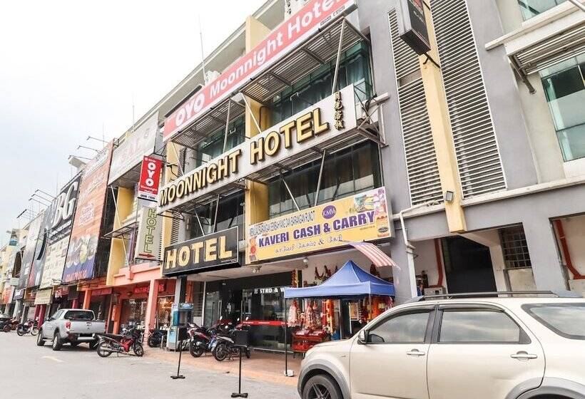 Moonnight Hotel By Oyo Rooms