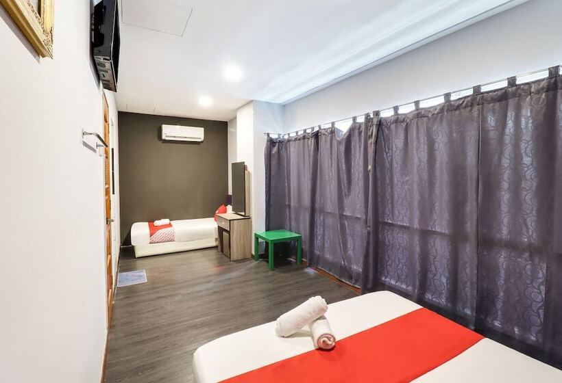 Moonnight Hotel By Oyo Rooms