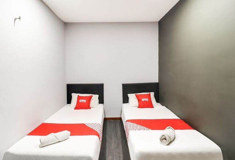 Moonnight Hotel By Oyo Rooms