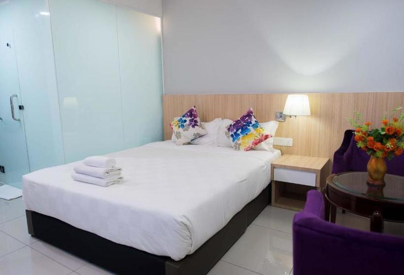 ホテル Lumut Waterfront Apartment