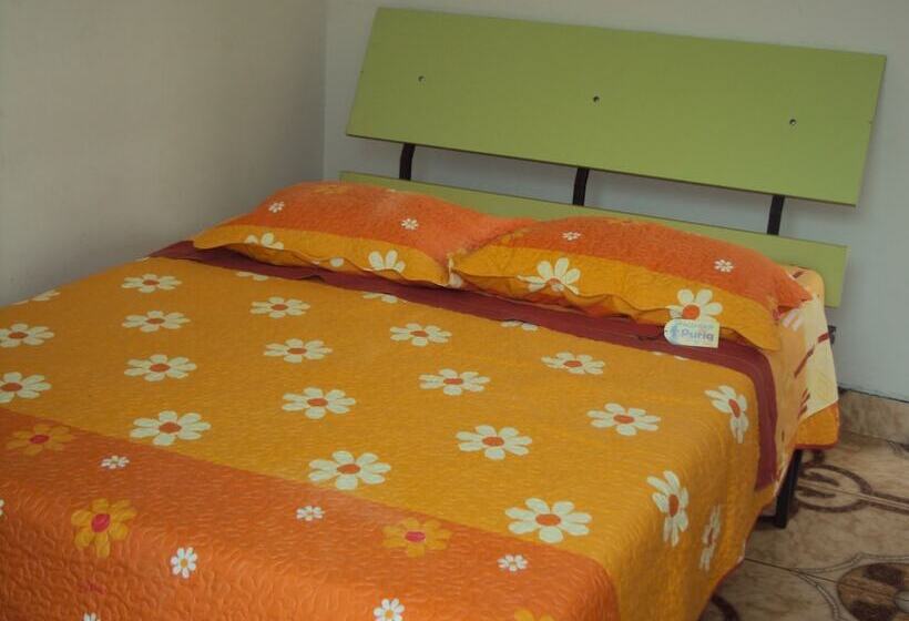 پانسیون Hospedaje Puriq Hostel