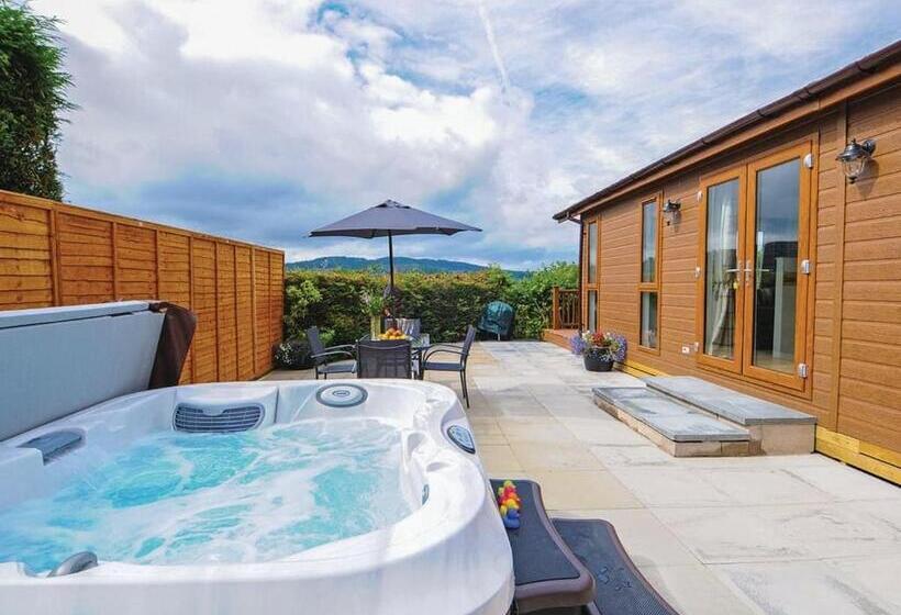 אתר נופש Avon Wood