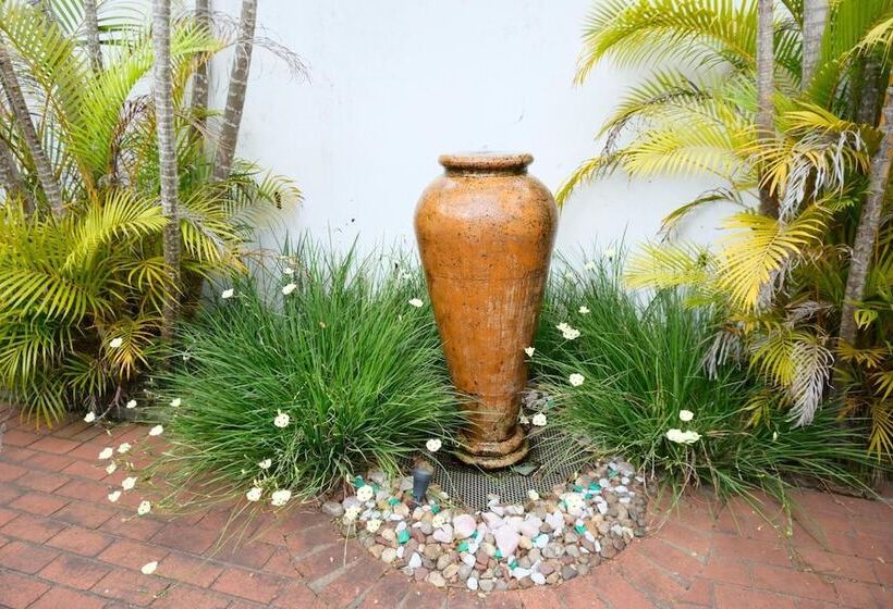 The Whitehouse Bed And Breakfast