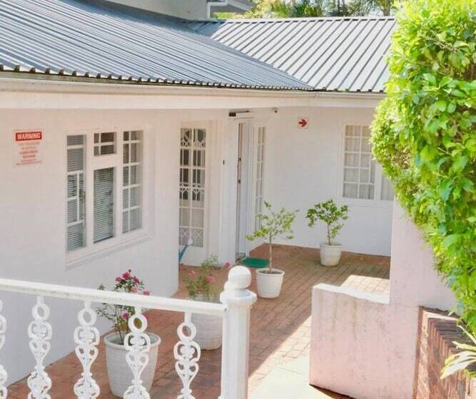 The Whitehouse Bed And Breakfast