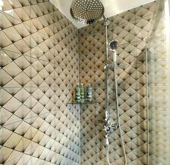 Twentieth Century B&b