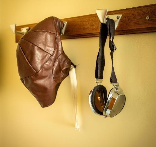 Twentieth Century B&b