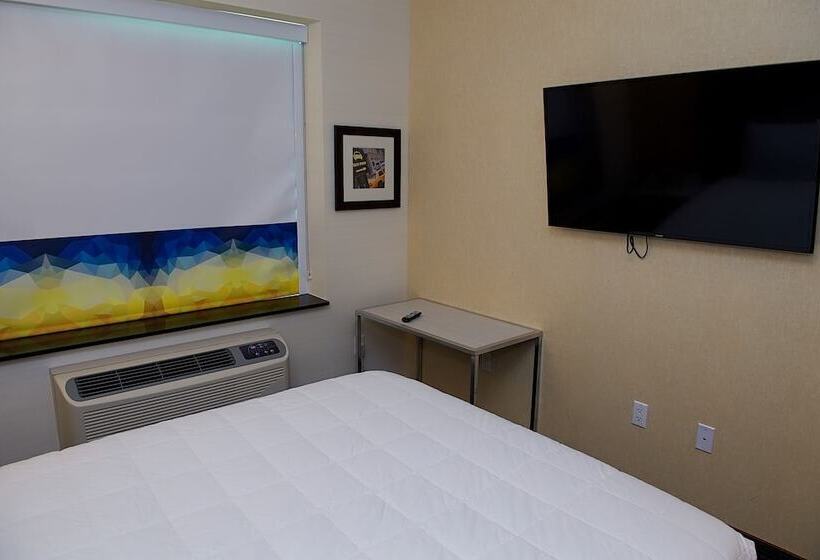 7 Days Hotel Bronx