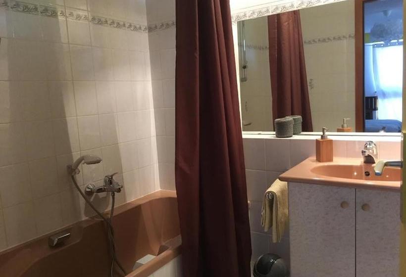 مبيت وإفطار Les Chambres Du Domaine