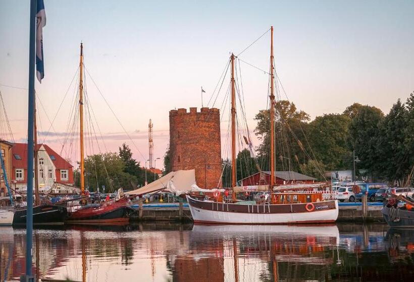Bed and Breakfast Slube Am Yachthafen Greifswald