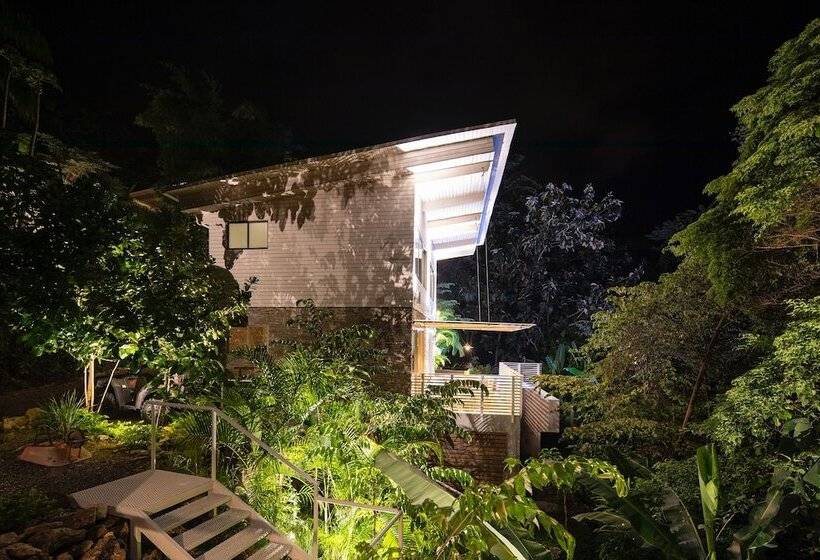 酒店 Akwa Santa Teresa Ocean View Villas & Rooms