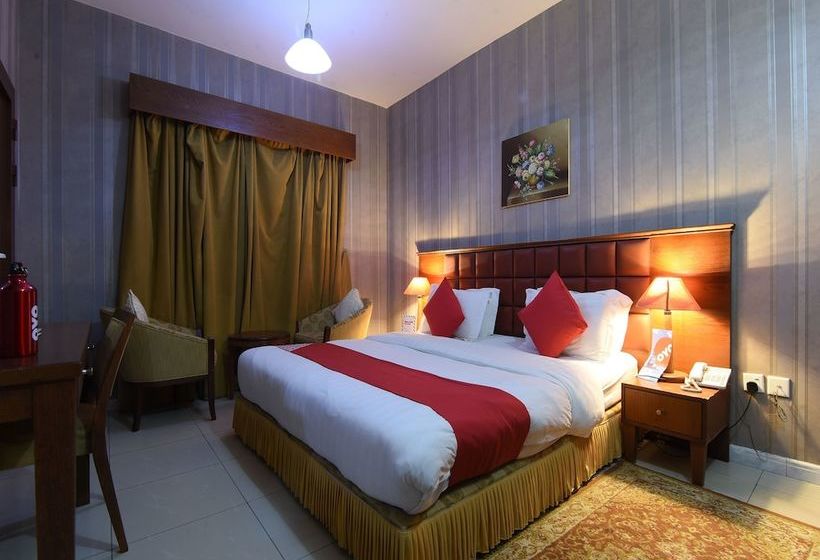 ホテル California Suites By Oyo Rooms