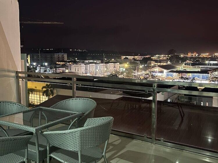 هتل Chequers Suite