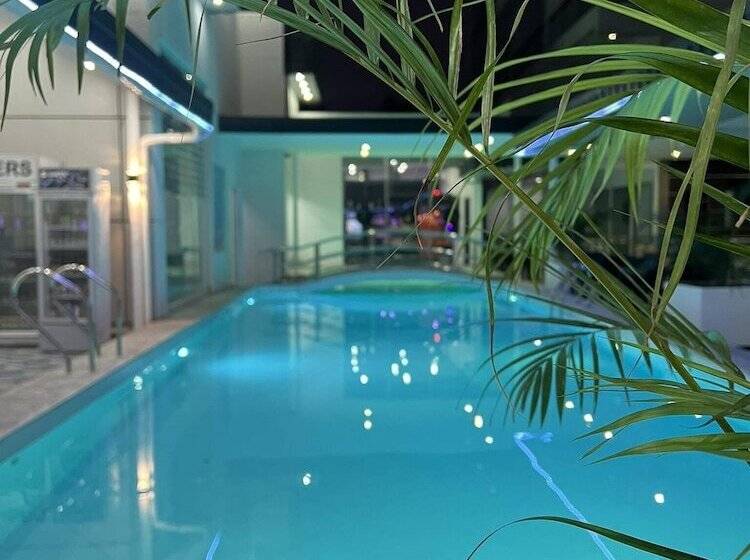 هتل Chequers Suite