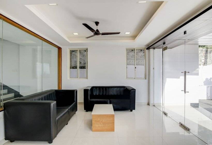 בית מלון כפרי Cilantro By The Sea