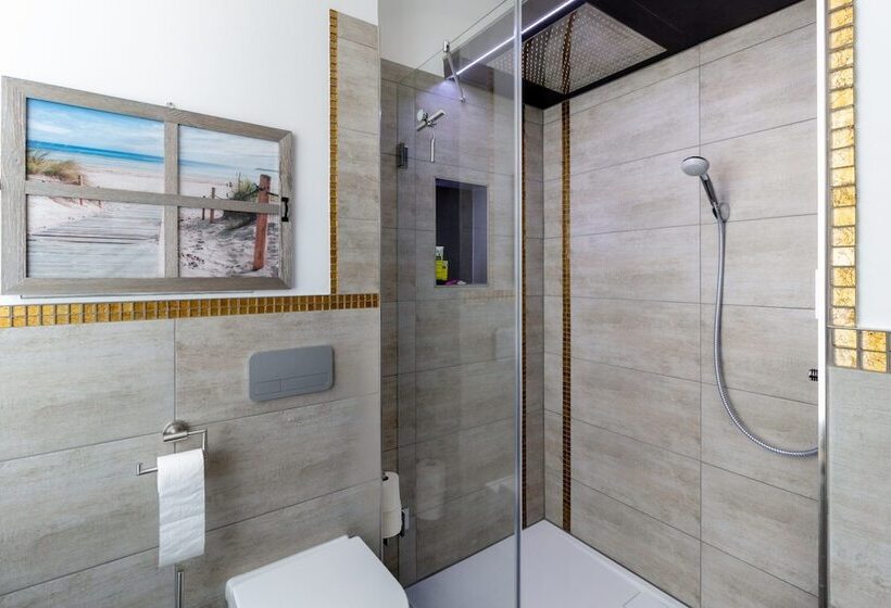 Отель Fischerwiege Apartments Am Domplatz