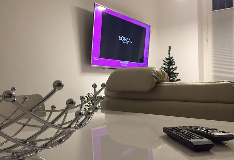 Отель Fischerwiege Apartments Am Domplatz