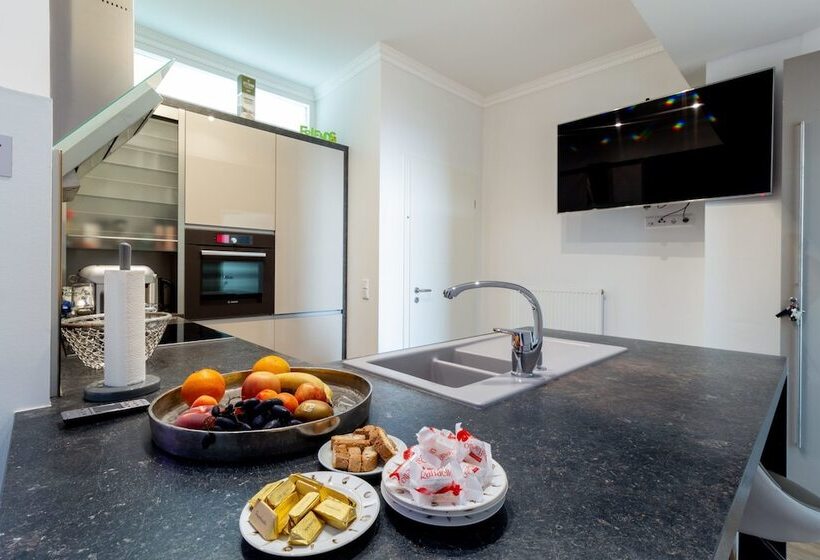 Отель Fischerwiege Apartments Am Domplatz