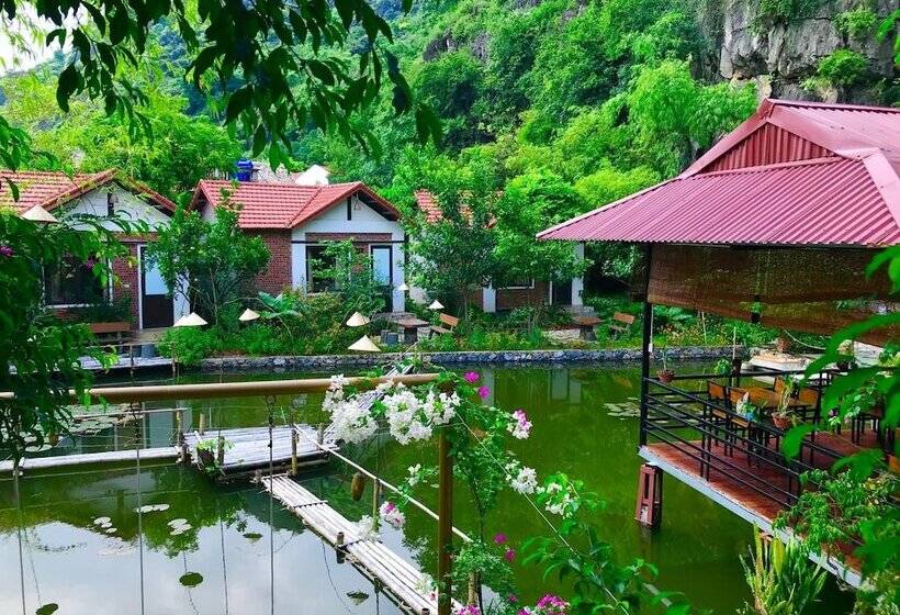 هتل Hang Mua Family Homestay