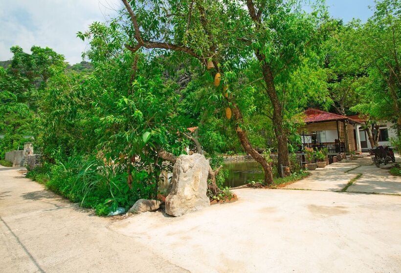 هتل Hang Mua Family Homestay