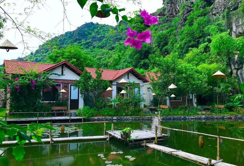 هتل Hang Mua Family Homestay