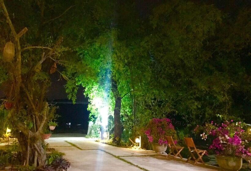 هتل Hang Mua Family Homestay