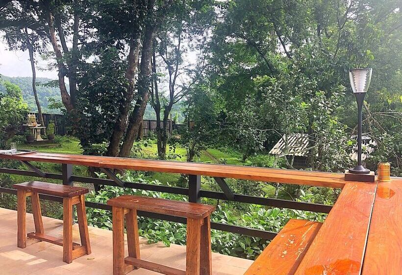 호텔 Hughome Valley Chiangdao