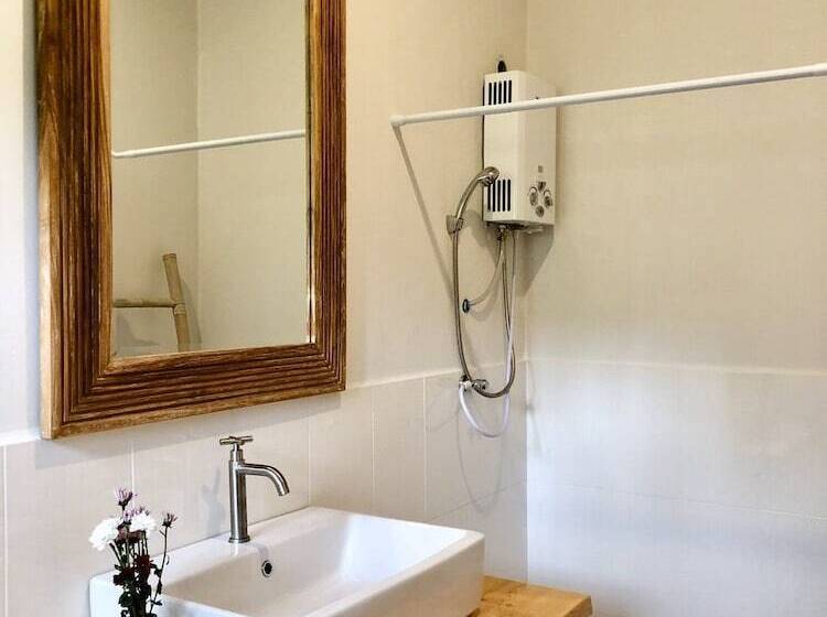 호텔 Hughome Valley Chiangdao