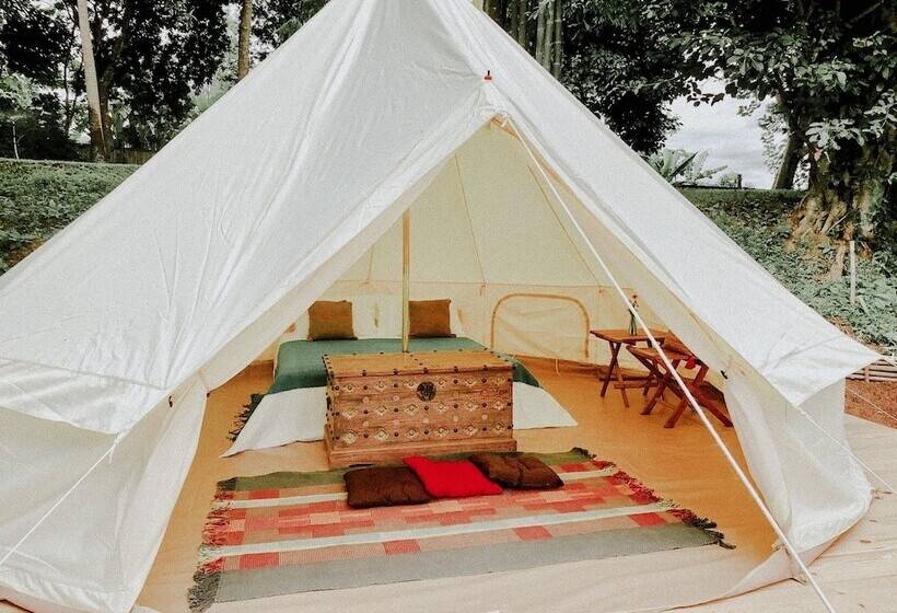 호텔 Hughome Valley Chiangdao