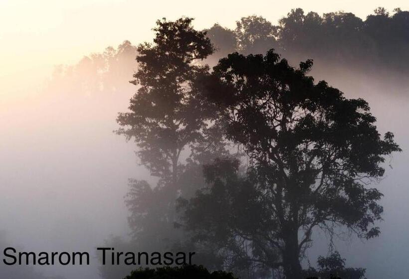 호텔 Hughome Valley Chiangdao