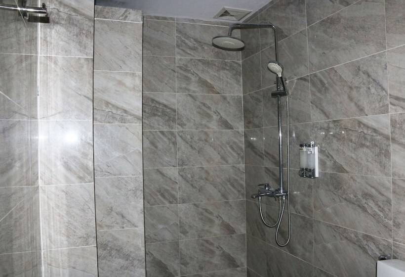 בית מלון כפרי Ostro