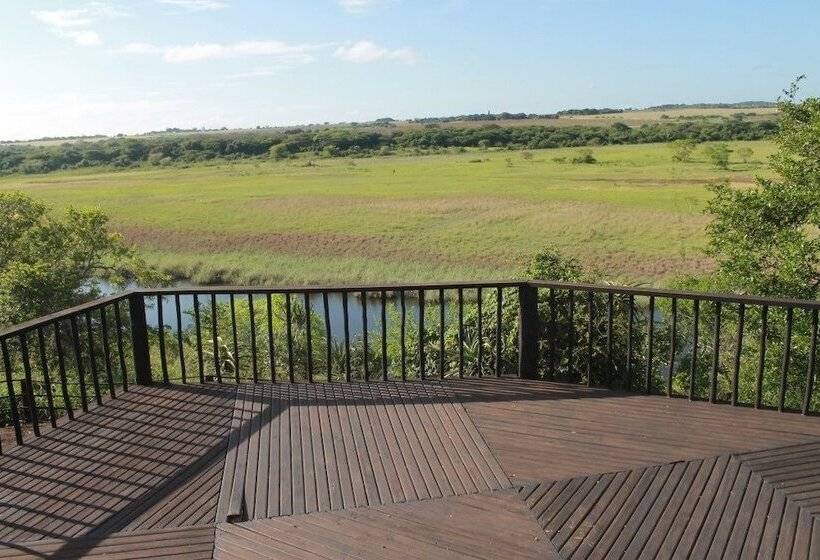 בית מלון כפרי Qabula Safari Lodge