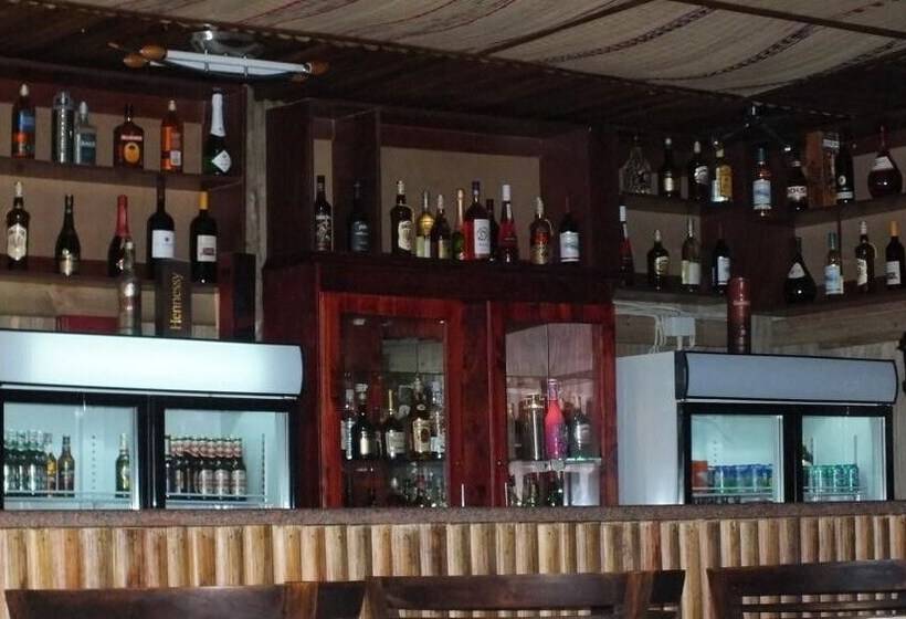 בית מלון כפרי Qabula Safari Lodge