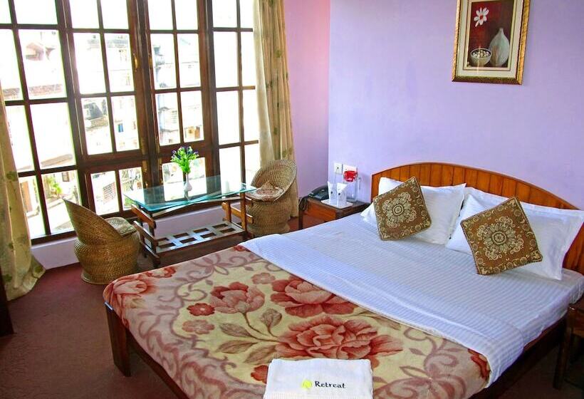 ホテル Retreat Alpine Crest