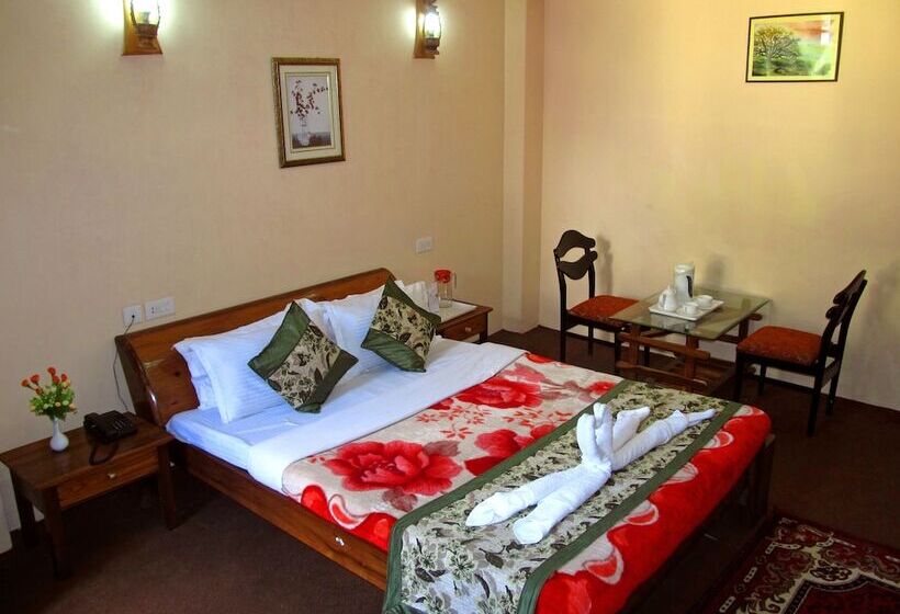 ホテル Retreat Alpine Crest