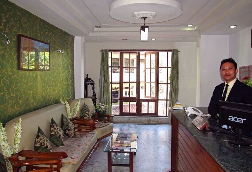 ホテル Retreat Alpine Crest