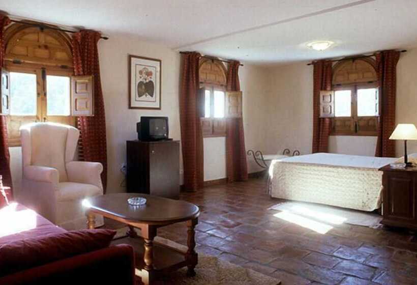 هتل Rural Viña Las Torres