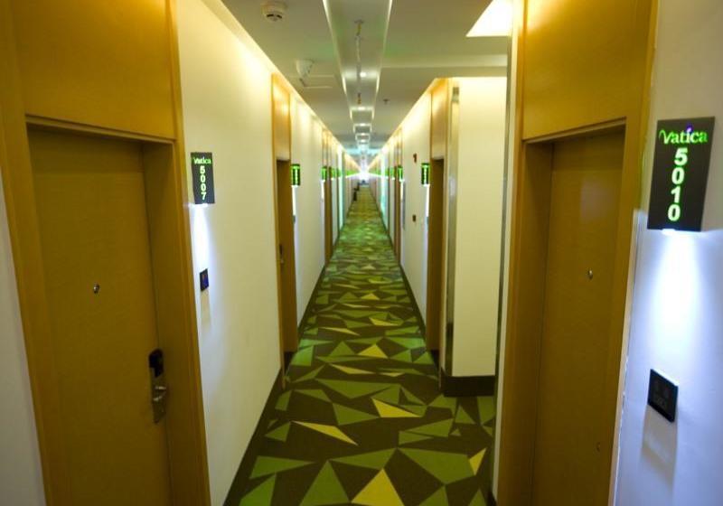 Отель Vatica Beijing Liyuan Universal Studios