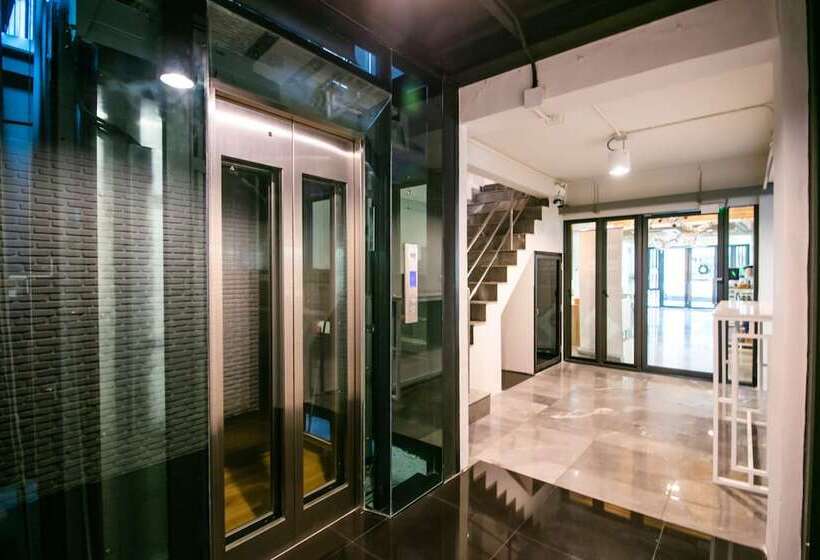 פנסיון Fine Bed