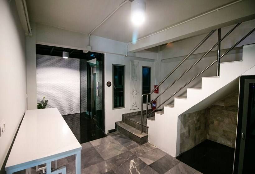 פנסיון Fine Bed