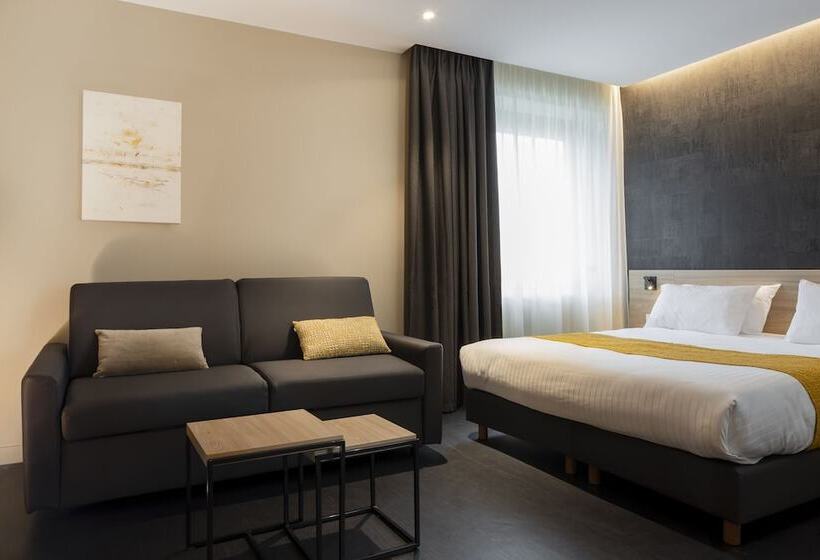 Appart Hôtel 37 Lodge La Défense Courbevoie