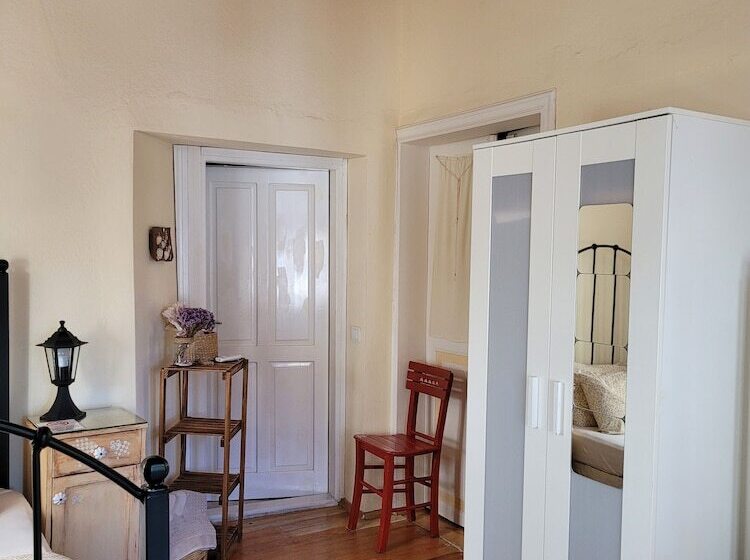 Ayvalik Sarigelin Pansiyon