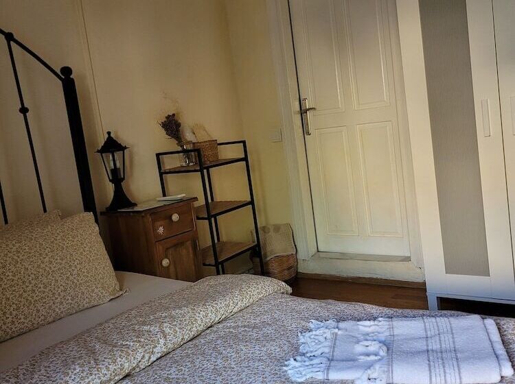 Ayvalik Sarigelin Pansiyon