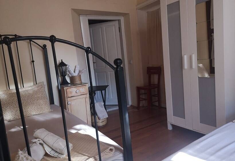 Ayvalik Sarigelin Pansiyon