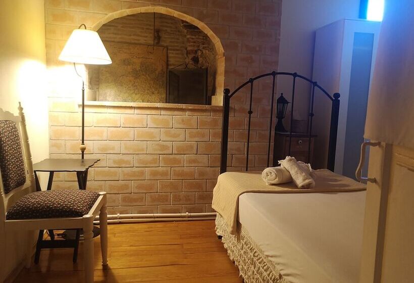 Ayvalik Sarigelin Pansiyon