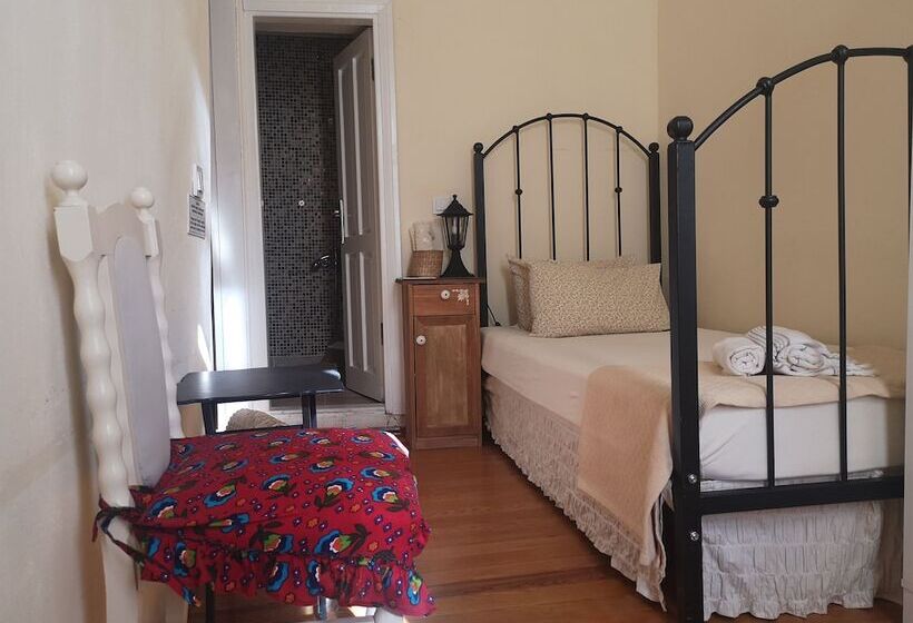 Ayvalik Sarigelin Pansiyon