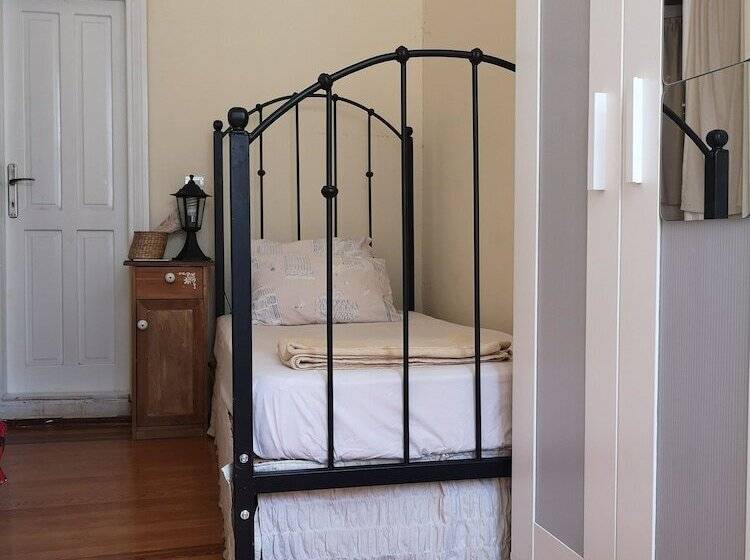 Ayvalik Sarigelin Pansiyon