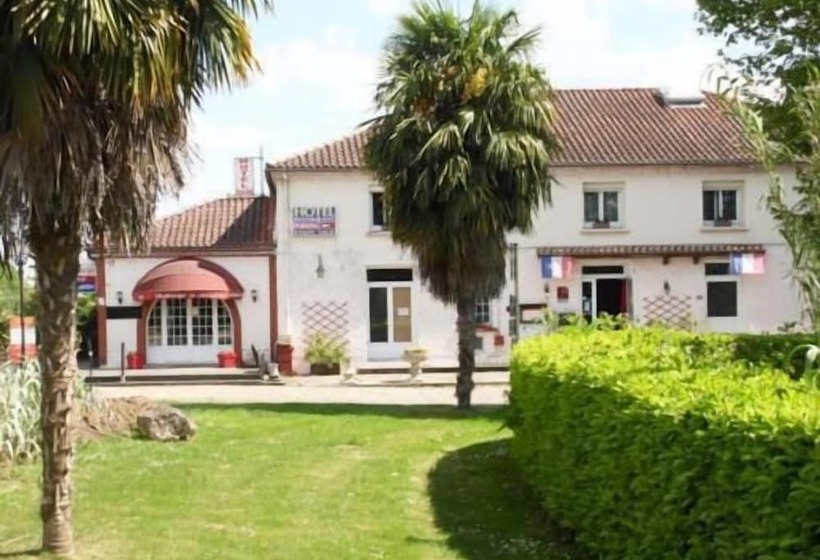 בית מלון כפרי Auberge De Lamagistere