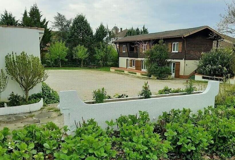 בית מלון כפרי Auberge De Lamagistere